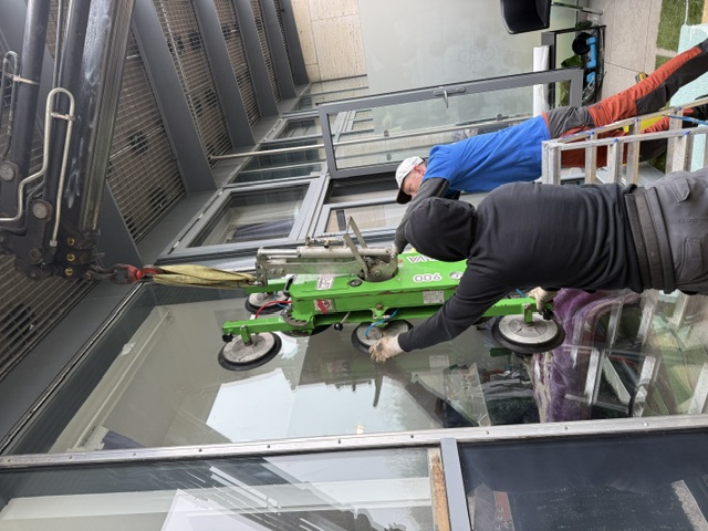 About Ladbroke Grove Glazing